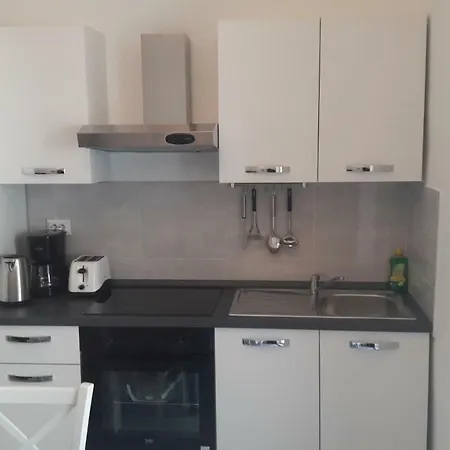 Center Ronjgova Apartament *