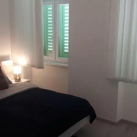 Apartament Center Ronjgova